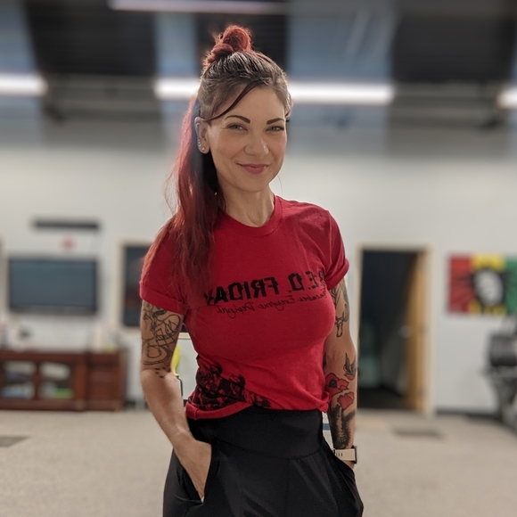 Meet your Posher, Michelle - Picture 3 of 4